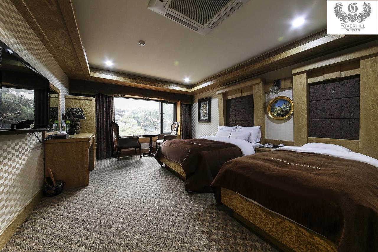 Gunsan River Hill Tourist Hotel Экстерьер фото