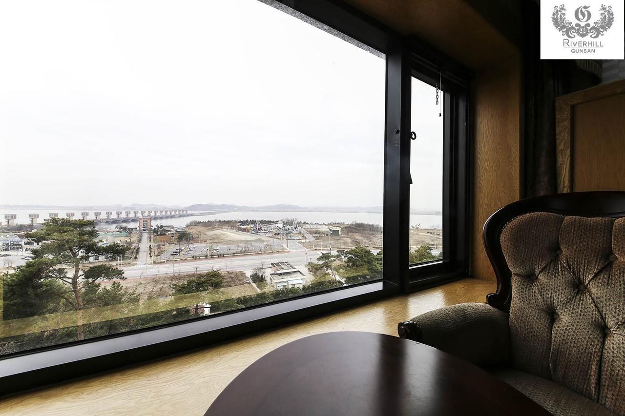 Gunsan River Hill Tourist Hotel Экстерьер фото